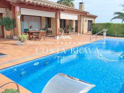 House for sale in Pals, Baix Empordà