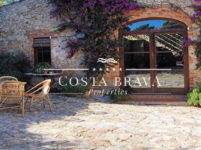 House for sale in Pals, Baix Empordà